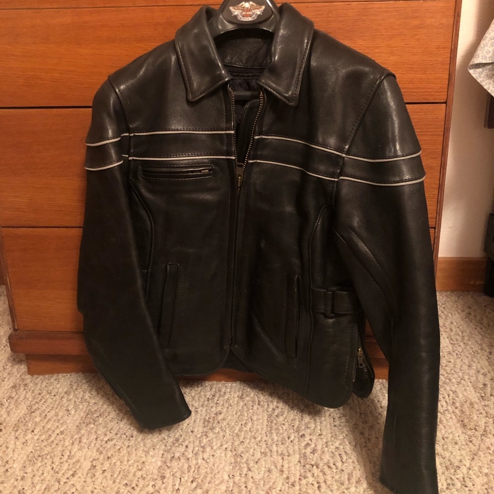 Black leather jacket/Harley Davidson appliqué